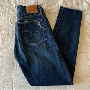Levi's 501 Straight Cut Skinny Jeans ✌🏼